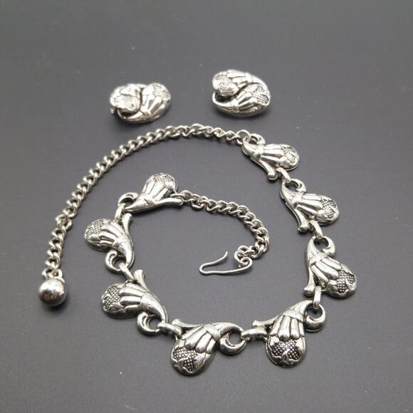 Vintage Floral Choker Necklace Clip Earrings Set, Silver Tone, 15 1/2 In & 1 In - Picture 6 of 10